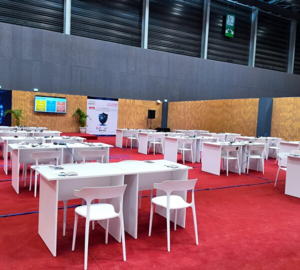 Ayuf Holding Côte d’Ivoire – expert en bâtiments modulaires, structures temporaires et solutions événementielles