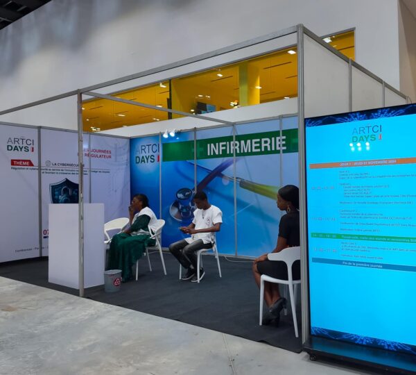 Ayuf Holding Côte d’Ivoire – expert en bâtiments modulaires, structures temporaires et solutions événementielles