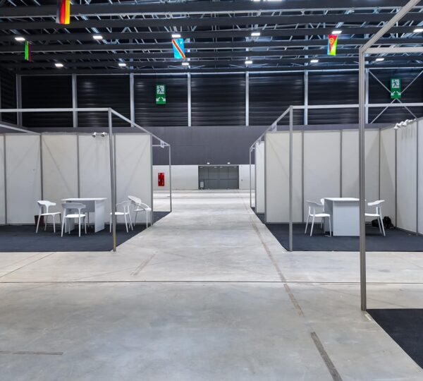 Ayuf Holding Côte d’Ivoire – expert en bâtiments modulaires, structures temporaires et solutions événementielles