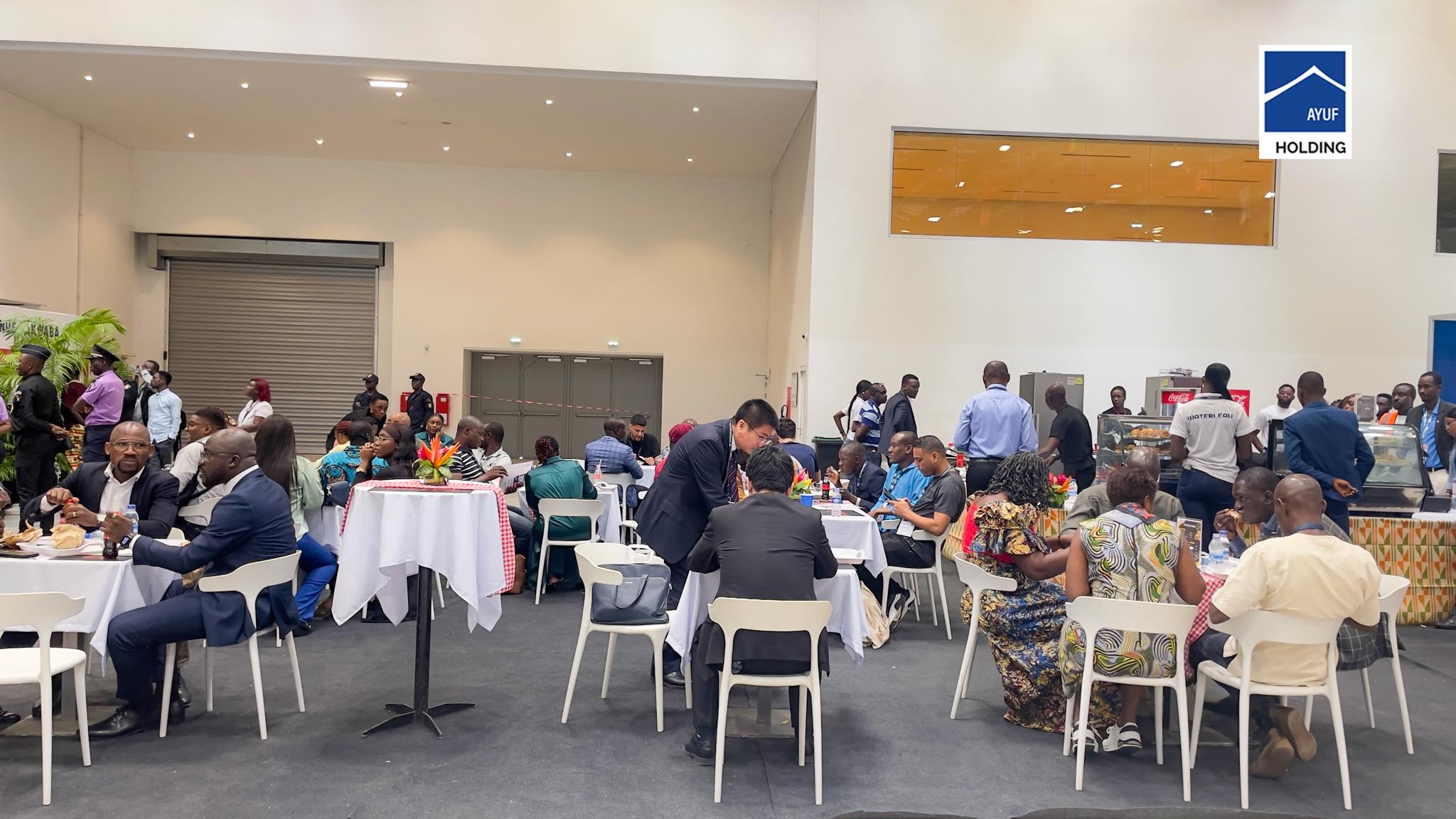 Ayuf Holding Côte d’Ivoire – expert en bâtiments modulaires, structures temporaires et solutions événementielles